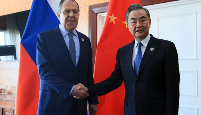 China dan Rusia Gelar Latihan Militer Bersama di Laut Cina Selatan
