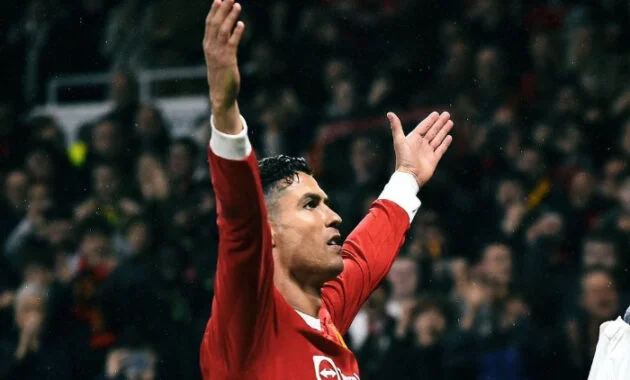Cristiano Ronaldo: Dari Awal yang Memalukan hingga Menjadi Ikono Sepak Bola