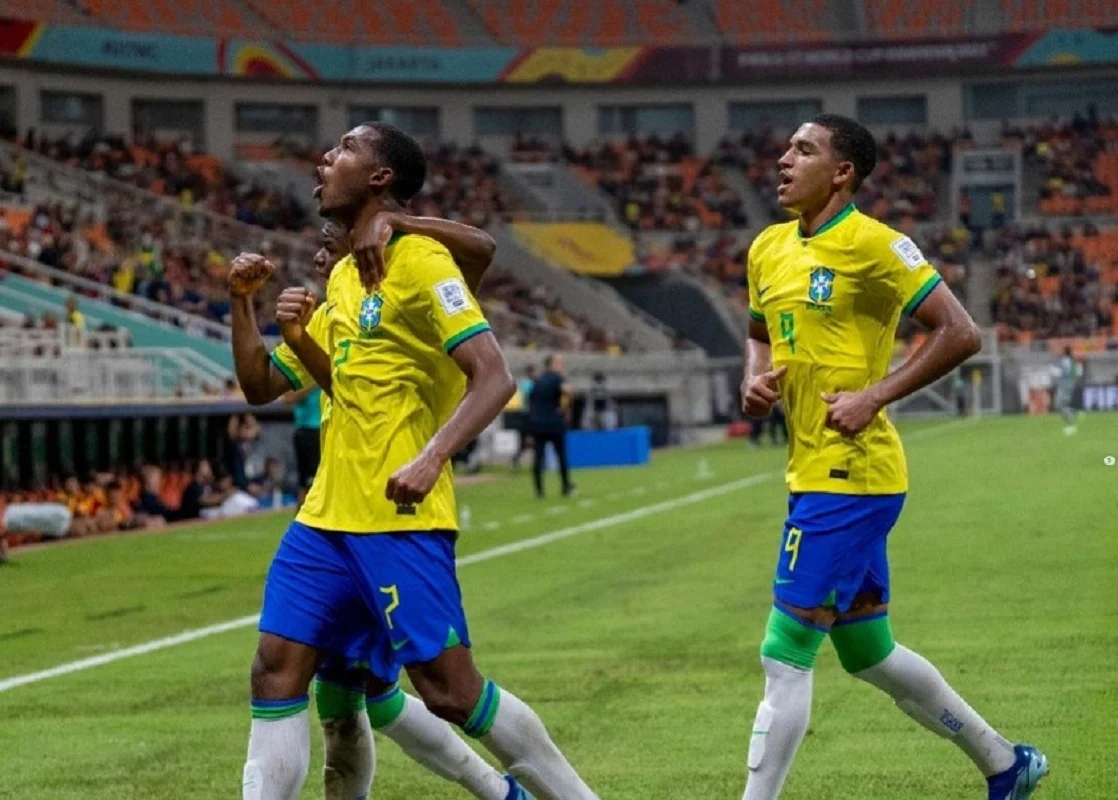 Éderson dan Brasil Siap Hadapi Jepang di Piala Dunia