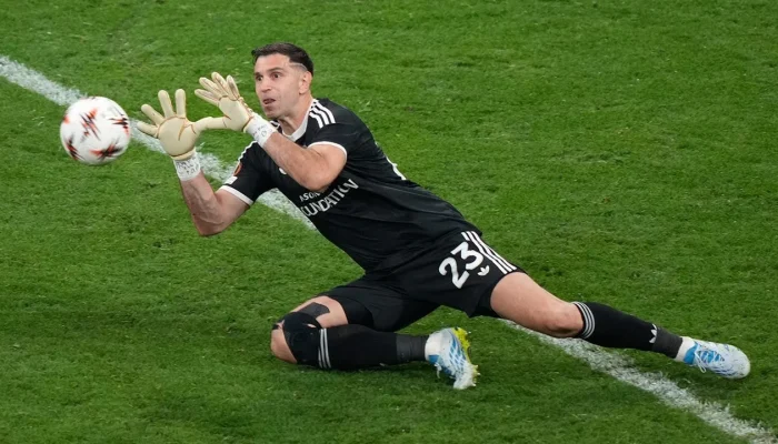 Emiliano Martinez Dibidik Juventus, Aston Villa Tetap pada Sikapnya