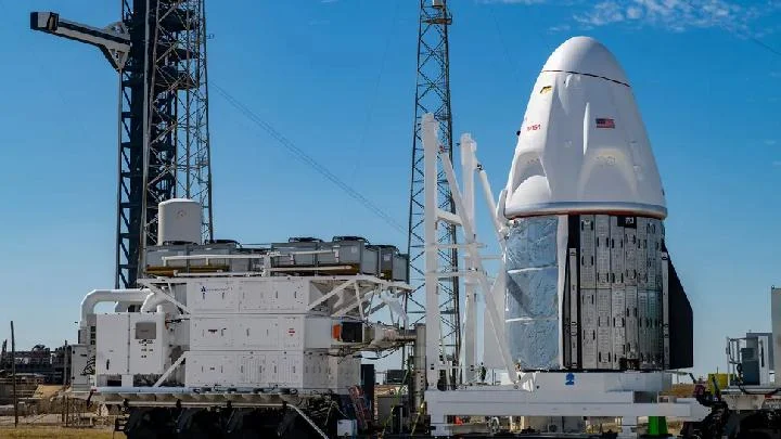 FDA Tarik Kembali Hasil Tes Positif Cyclospora pada Selada Taylor Farms, Sementara SpaceX Siap Luncurkan Starship Flight 13