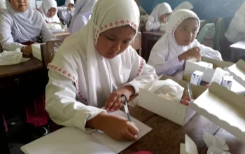 Fenomena Sepi Pendaftar di Sekolah Negeri: Masalah yang Terus Berlanjut