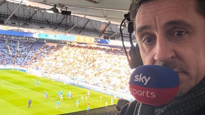 Gary Neville: Sang Pundit yang Tak Hanya Membahas Sepakbola