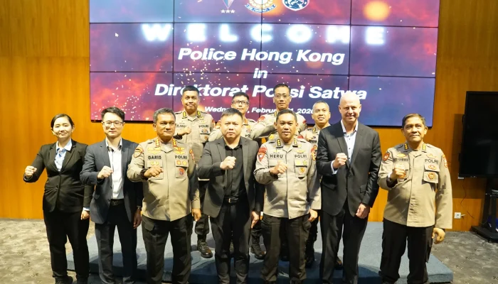 Hong Kong Menghadapi Perubahan: Dari Kepolisian Hingga IPO
