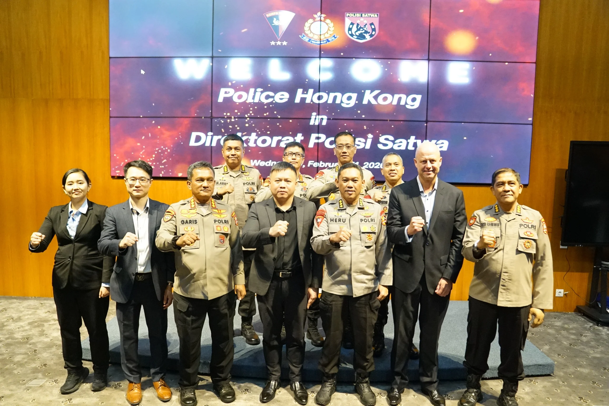 Hong Kong Menghadapi Perubahan: Dari Kepolisian Hingga IPO