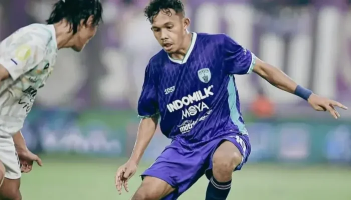 Ikhwan Tanamal: Pemain Baru Persib yang Guncang Jalak Harupat