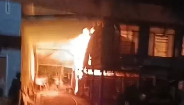 Kabar Duka di Subuh Hari Ini: Kebakaran dan Penangkapan