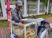 Kakek Penjual Pempek Keliling di Palembang Jadi Korban Pencurian, Warganet Berbondong-Bondong Donasi