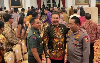 Kapolri Listyo Sigit Prabowo dan Jaksa Agung ST Burhanuddin Tunjukkan Kesan Persatuan