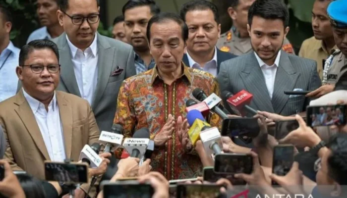 Kasus Ijazah Palsu Jokowi: Roy Suryo dan Dokter Tifa Tolak Tawaran RJ, Andi Azwan Bantah
