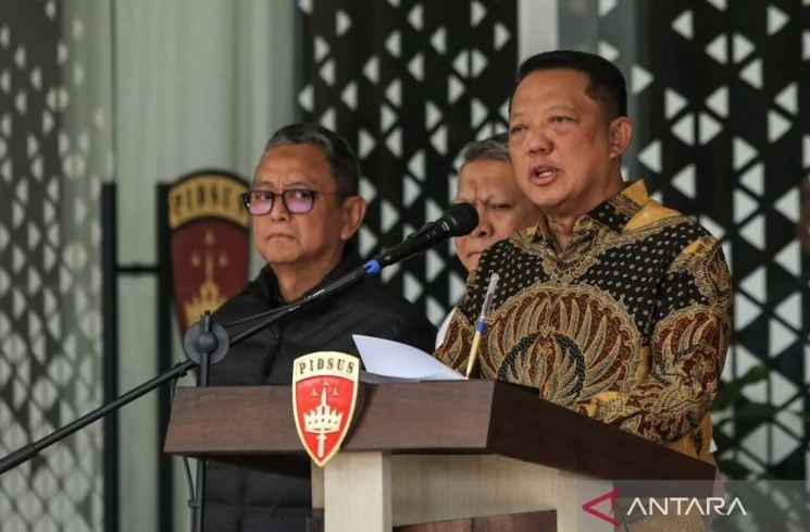 Kasus Korupsi Febrie Adriansyah: Penggeledahan, Pengunduran Diri, dan Penanganan Hukum