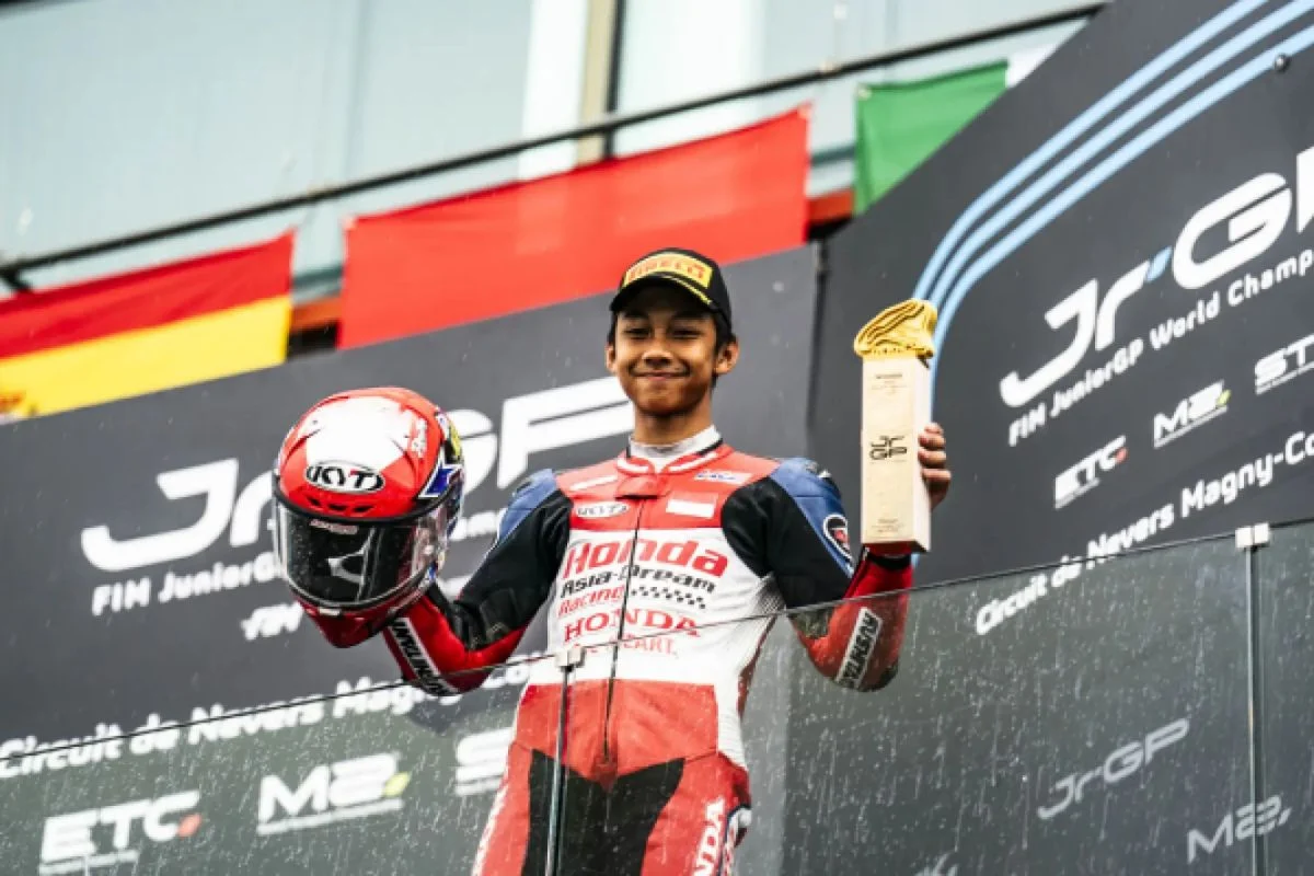 Kiandra Ramadhipa Siap Menghadapi Balapan Moto3 Junior di Jerez