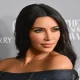 Kim Kardashian dan Fenomena Sosial Media: Dari Kritik Hingga Pengaruh