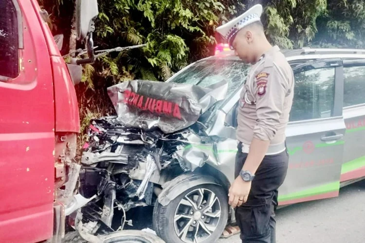 Kisah Driver yang Mengalami Kecelakaan Mengerikan dan Penemuan Harta Karun