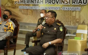KPK Selidiki Kasus Korupsi di Kuantan Singingi, Bupati Suhardiman Amby Jadi Tersangka