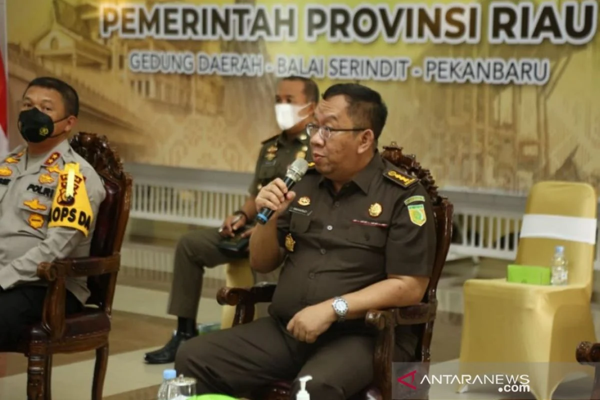 KPK Selidiki Kasus Korupsi di Kuantan Singingi, Bupati Suhardiman Amby Jadi Tersangka