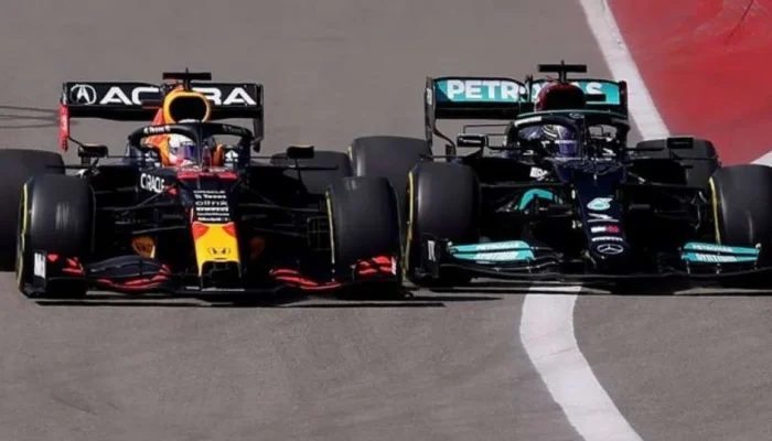 Lewis Hamilton Dapat Keuntungan Besar dalam Perlombaan Formula 1