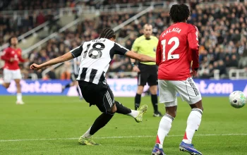 Manchester United Perkuat Lini Tengah dengan Andrey Santos, Persaingan Sengit dengan Newcastle untuk Felix Nmecha
