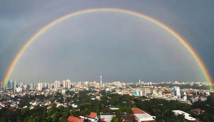 Mengenal Magrib Jakarta dan Fenomena Unik di Baliknya