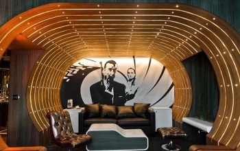 Mengintip Dunia James Bond: Dari Film hingga Mansion Mewah