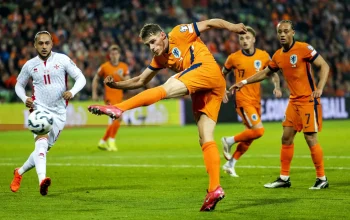 Micky van de Ven dan Strategi Baru Nederland di Piala Dunia