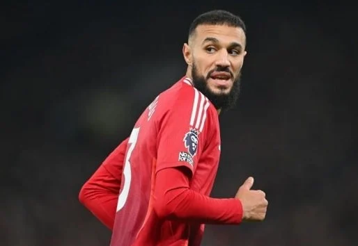 Noussair Mazraoui Ingin Jadi Hafiz Qur'an Setelah Pensiun dari Sepak Bola