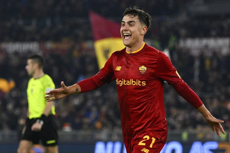 Paulo Dybala dan Masa Depan di Roma: Kontrak Baru dan Spekulasi Transfer
