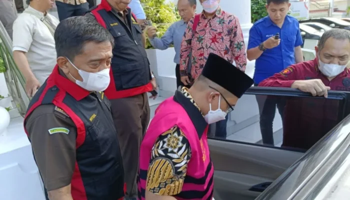 Penggeledahan Rumah Mewah di Manado Terkait Kasus Korupsi PT HWR