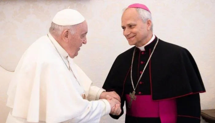 Peran Penting Francis dalam Berbagai Bidang: Dari Agama hingga Parfum