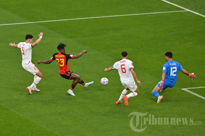 Pertandingan Sengit: Belanda vs Maroko, Dari Lapangan Sepak Bola Hingga Penemuan Harta Karun
