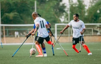 Pertandingan Sengit di Lapangan Sepak Bola
