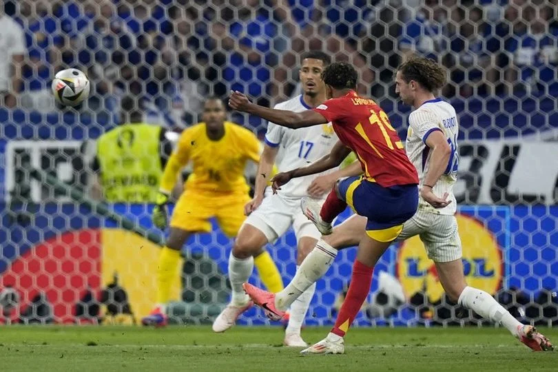 Pertandingan Sepak Bola Dunia 2026: Portugal vs Spanyol dan Prancis vs Maroko, Siapa yang Akan Menang?