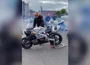 Peter Hickman Siap Balap di Classic TT 2026 dengan Norton Rotary