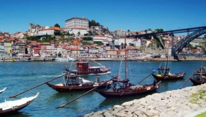 Porto: Kota yang Menarik di Portugal dengan Keindahan Arsitektur dan Kebudayaan yang Kaya