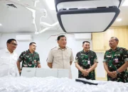 Prajurit dan Pertahanan Negara: Menhan Tinjau Fasilitas Farmasi RSPPN dan Upaya Peningkatan Layanan