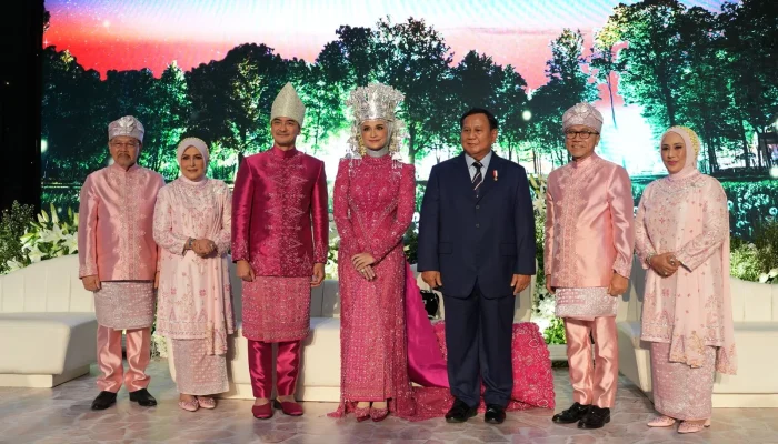 Presiden Prabowo Subianto Hadiri Resepsi Pernikahan Putri Ketua KPK Setyo Budiyanto