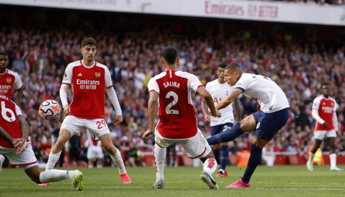PSG dan Tottenham Hotspur Berebut Pemain Muda, Arsenal Dekati Bruno Guimaraes