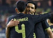 Raúl Jiménez dan Edson Álvarez Jadi Sorotan di Dunia Sepak Bola