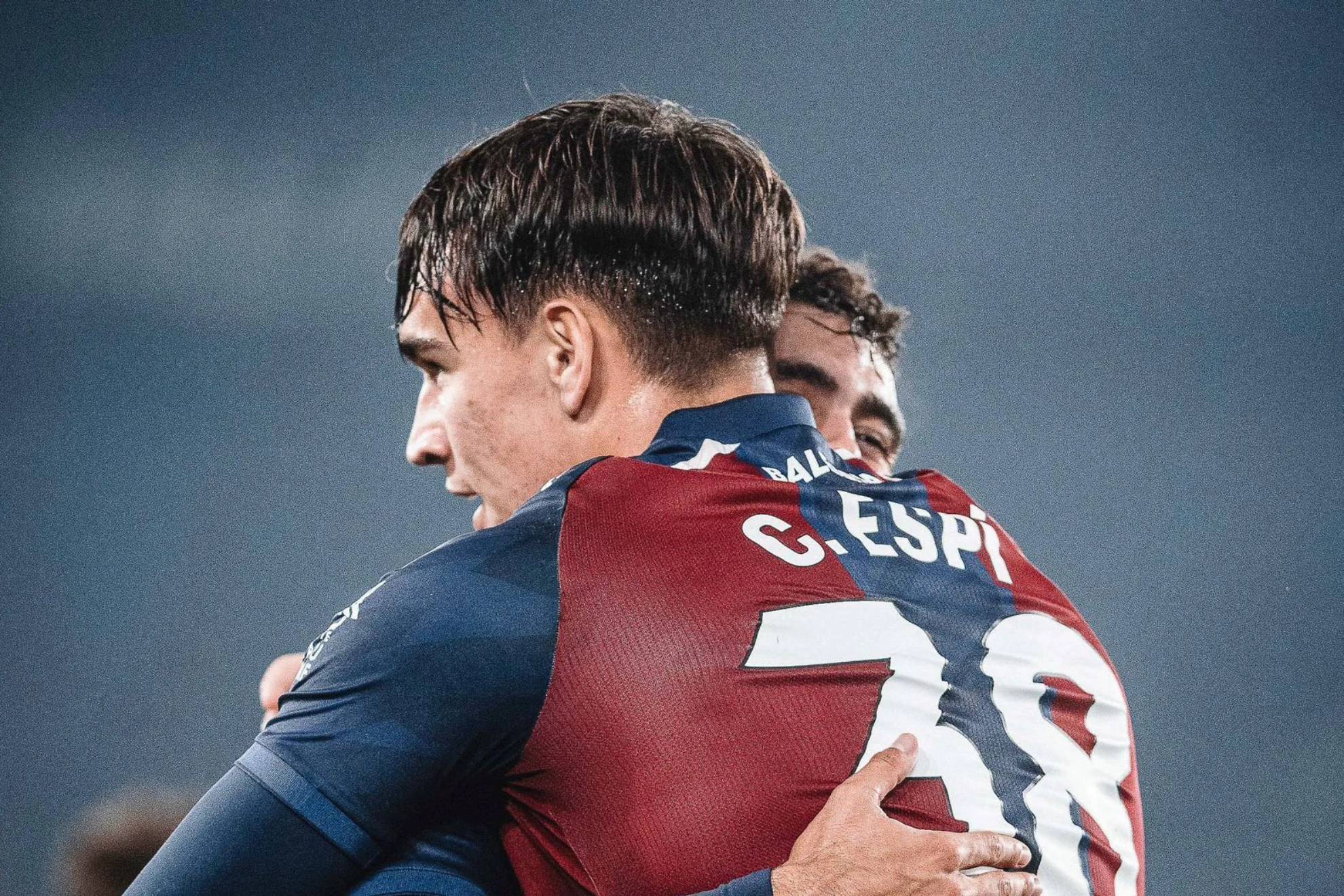 Real Madrid CF Mengalami Perubahan Besar: Dari Kematian Franco Baresi Hingga Penandatanganan Carlos Espí