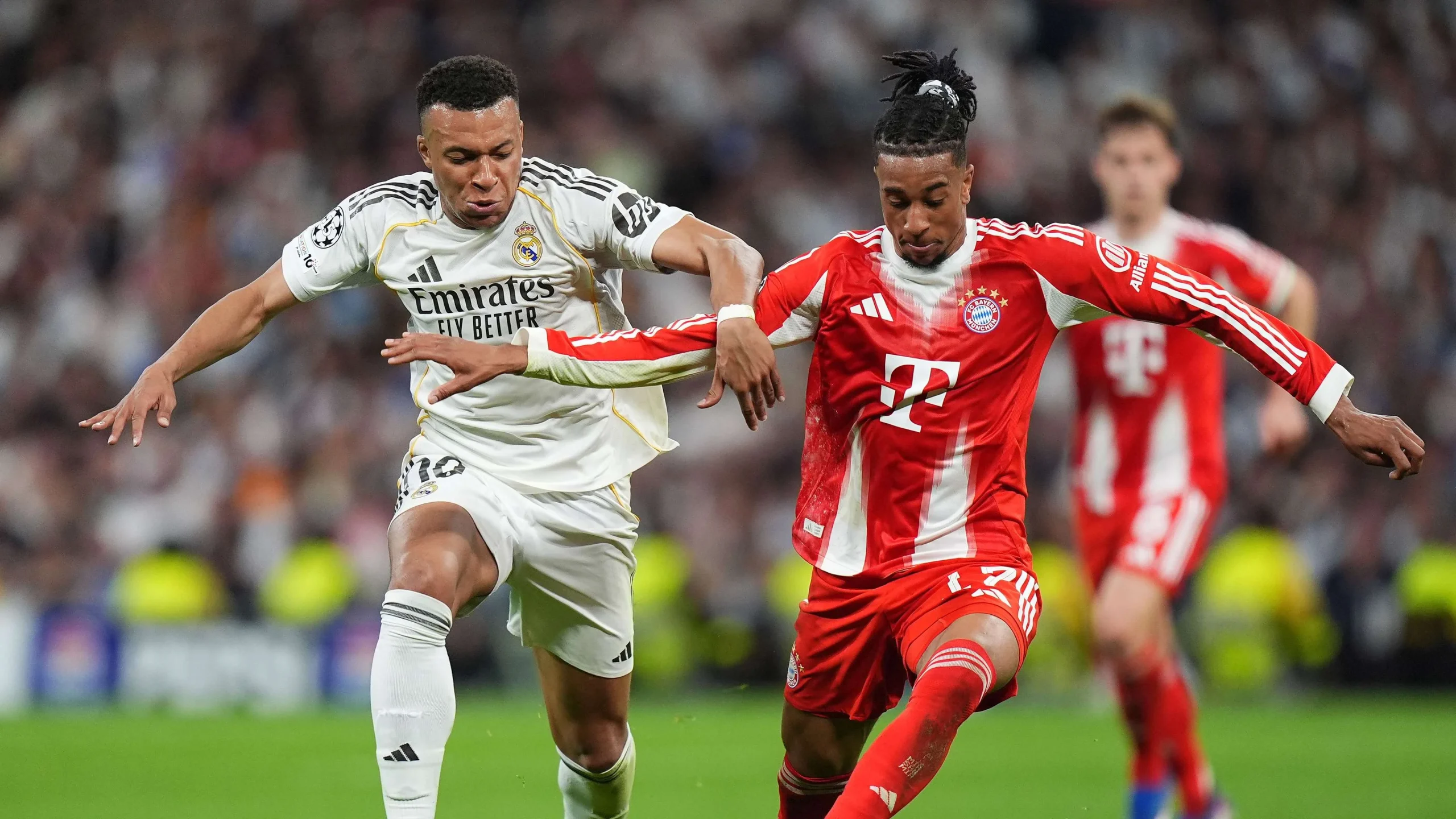 Real Madrid Hadapi Persaingan Sengit di Pasar Transfer: Vinícius Júnior dan Michael Olise