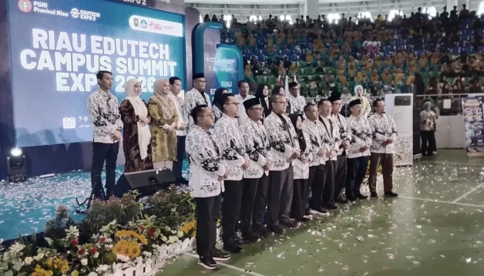 Riau Menghadapi Tantangan Pendidikan dan Infrastruktur