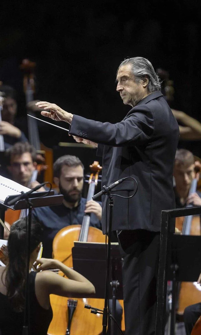 Riccardo Muti Debut di Festival de Granada dengan Konser Epik