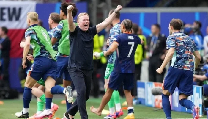Ronald Koeman: Dari Pemain Bintang Hingga Pelatih Berpengalaman