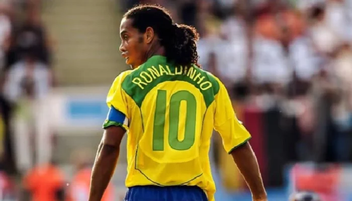 Ronaldinho: Legenda Sepak Bola yang Menginspirasi