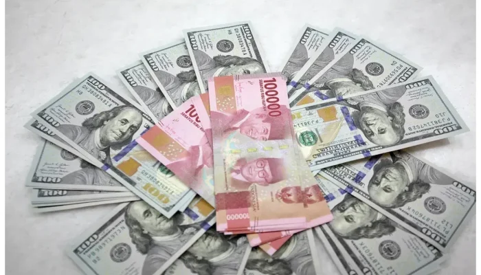 Rupiah Menguat Tipis di Tengah Sentimen Global, Apa yang Mempengaruhi?