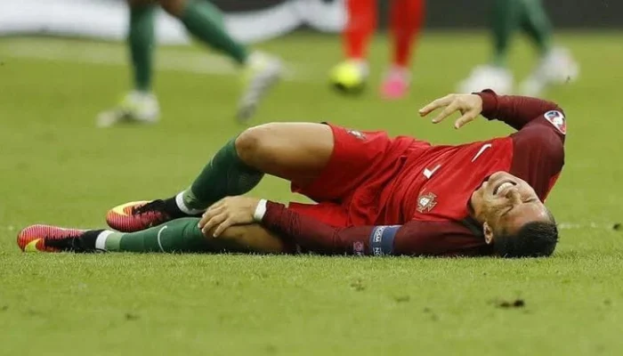 Stefan Posch dan Risiko Cedera Wajah yang Diabaikan dalam Sepak Bola