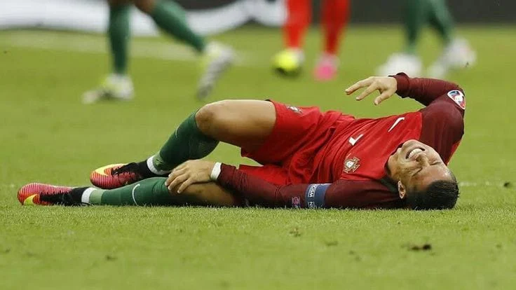 Stefan Posch dan Risiko Cedera Wajah yang Diabaikan dalam Sepak Bola