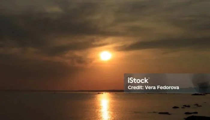 Sunset dan Waktu Musim Panas: Apa yang Terjadi Saat Matahari Terbenam Lebih Lambat?
