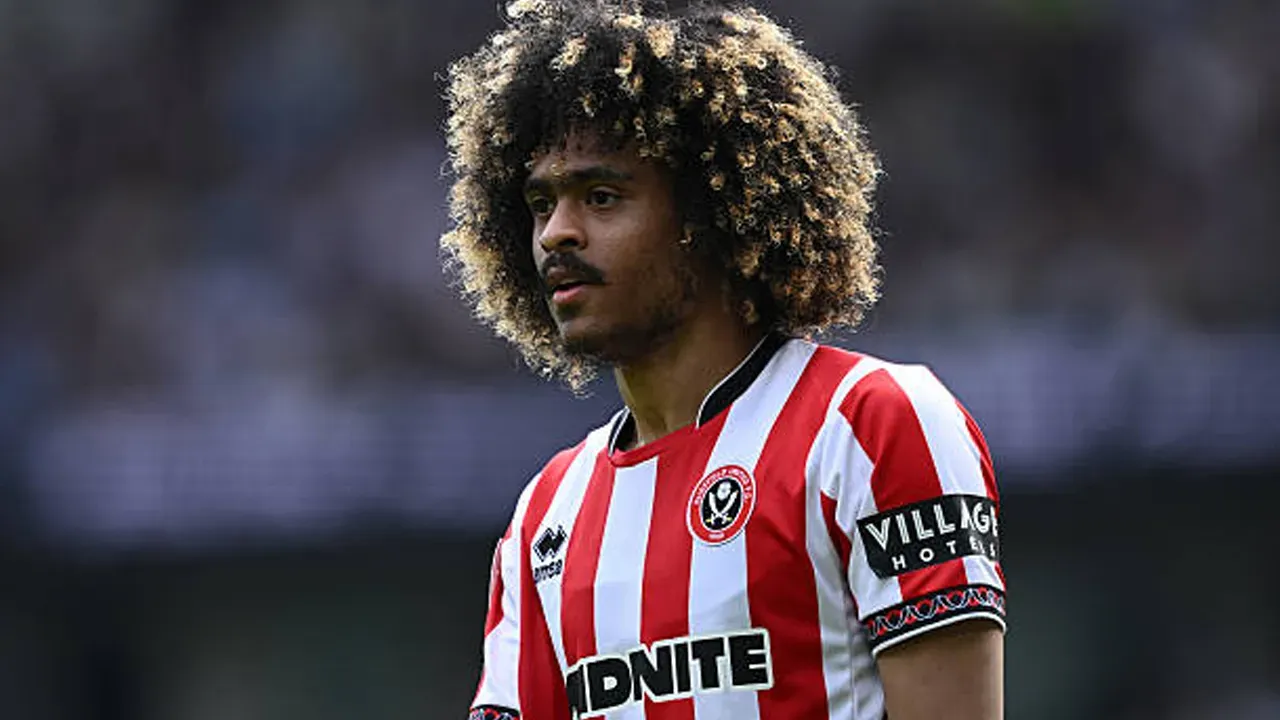 Tahith Chong dan Sergino Dest Membuat Gebrakan di Dunia Sepak Bola