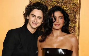 Timothee Chalamet dan Kylie Jenner: Kisah Cinta di Balik Kematian Nenek Kylie